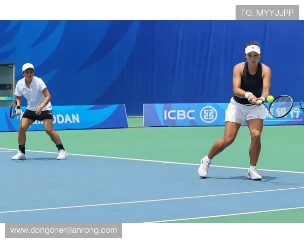 成都网球队的奋斗与荣耀：一段关于坚持与梦想的网球成长历程