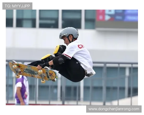 成都滑板队在世界街舞大赛中以81分稳居积分榜首位 成都滑板队在世界街舞大赛中以81分稳居积分榜首位